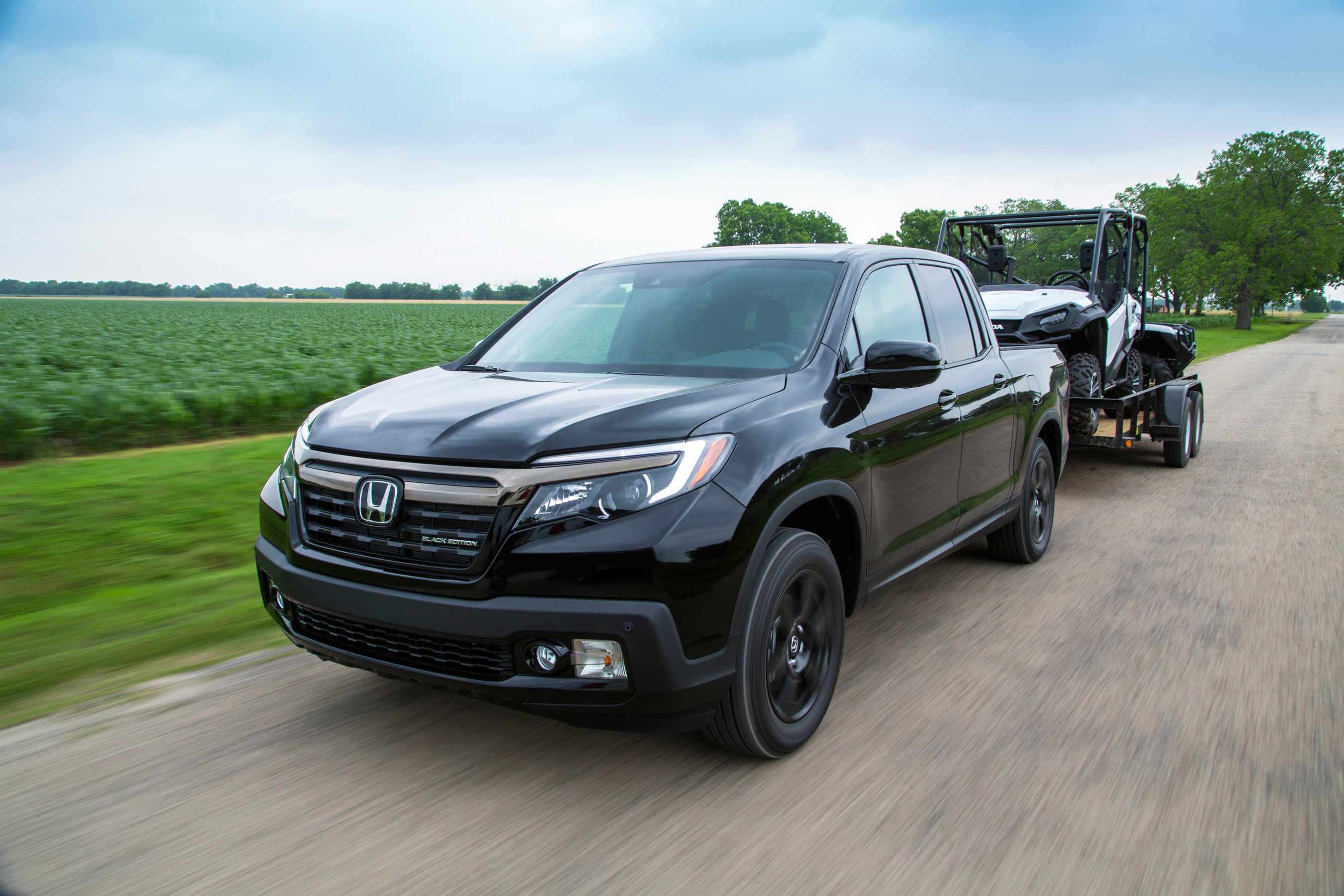 Хонда риджлайн. Honda пикап Ridgeline 2018. Honda пикап Ridgeline 2019. Хонда Риджлайн 2021. Пикап Хонда Риджлайн 2019.