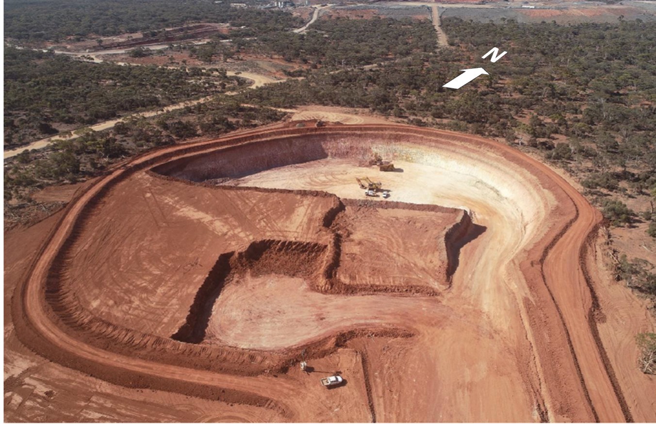 Figure 3: Fairplay North open pit, looking northwest. (CNW Group/RNC Minerals)