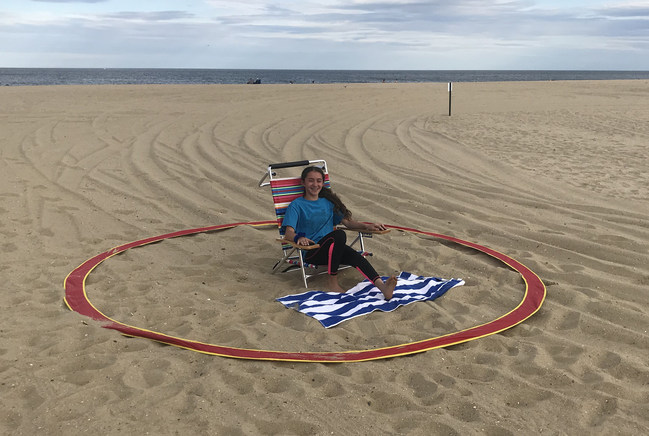 Une distanciation sociale sans souci sur la plage